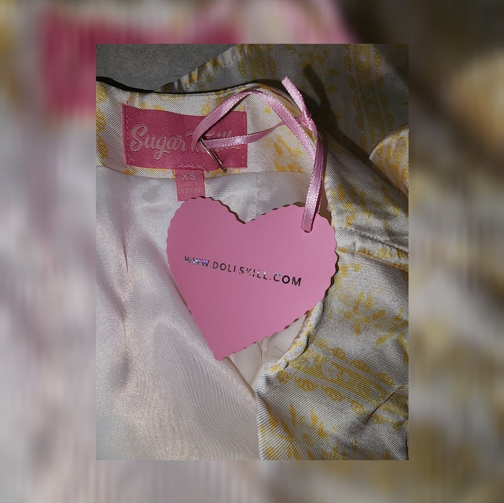 Dolls Kill Sugar Thrillz Scandal Sheet Mini Skirt - Yellow XS NWT - Picture 9 of 10